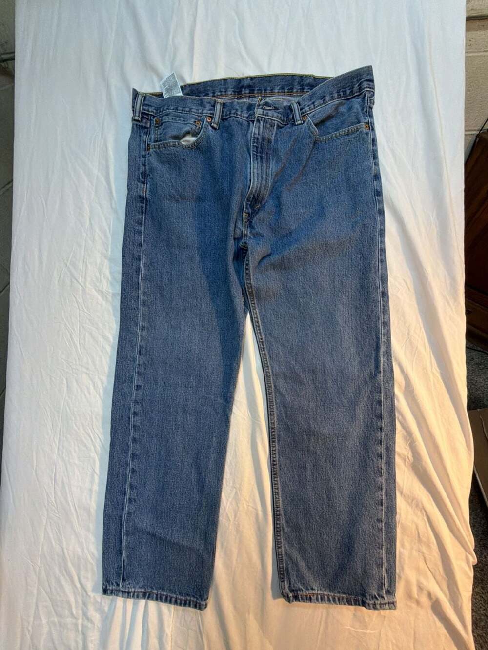Levi's 505 Regular Fit Mid Wash Blue Jeans Men's W40 L30